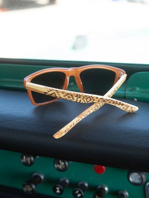 Everest - Rust/Engraved Bamboo / Smoke Polarized Lens