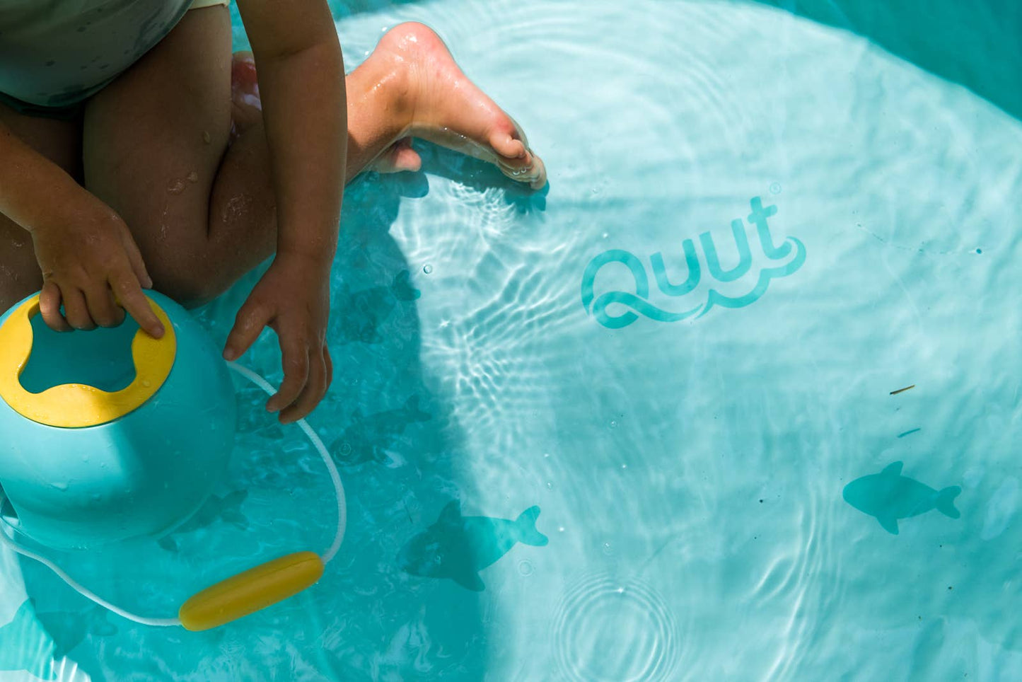 Quut Mini Ballo - Kids smart, modern design no spill bucket: Banana Blue