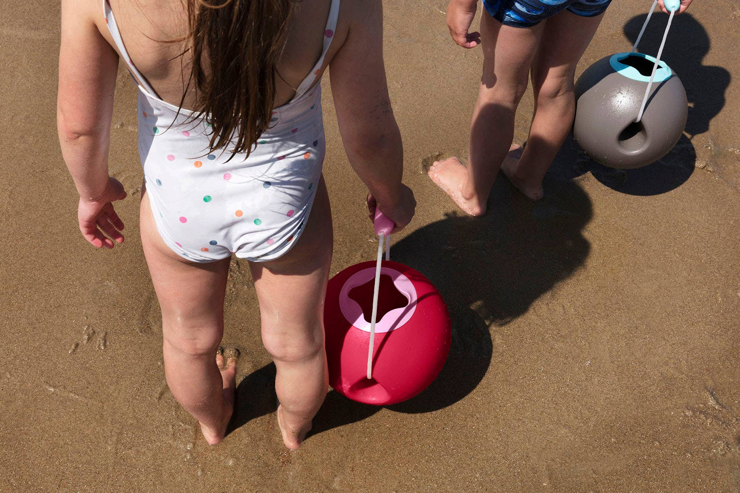 Quut Ballo - No spill bucket. Beach Sand and Pool Toy.: Ocean