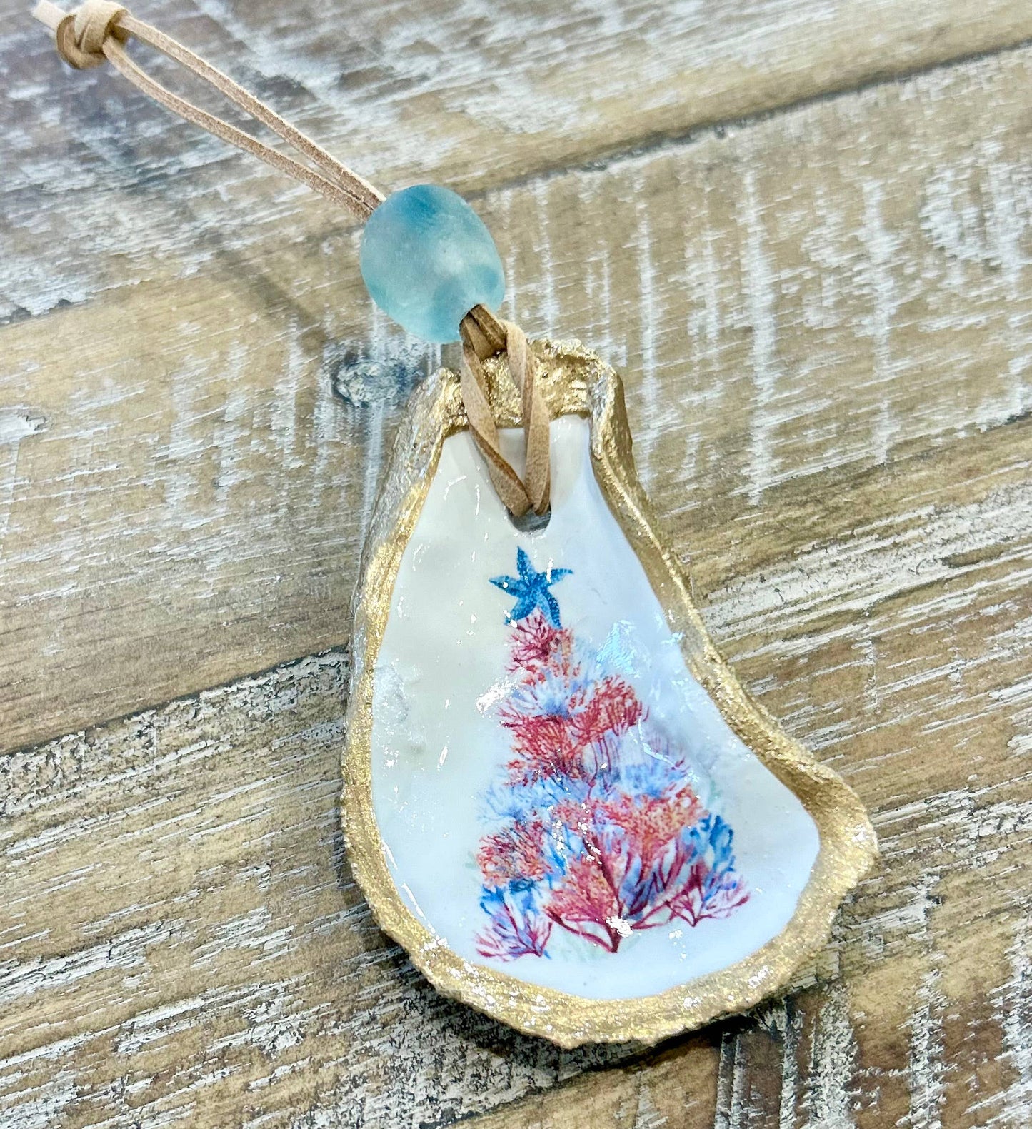 Coastal Christmas Tree Ornament - Oyster Shell: Sea fans