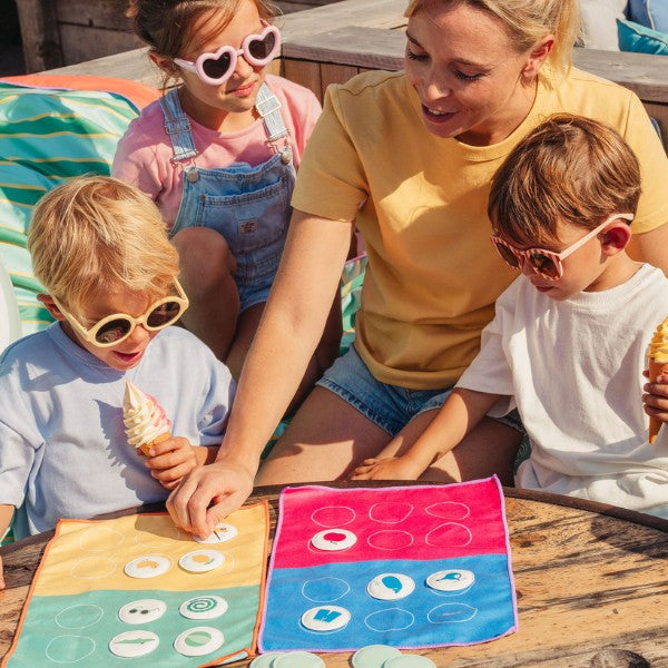 Quut Travel Games – Bingo/Lotocolor Color-Matching Game