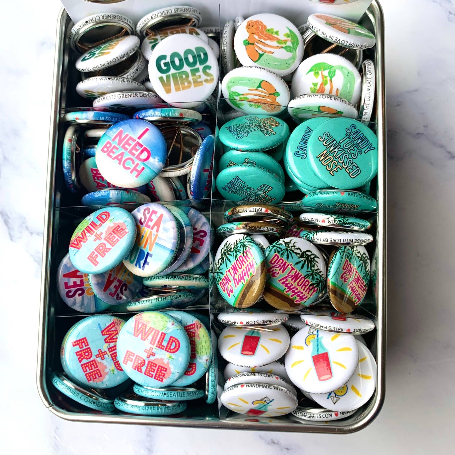 Beach Button  Tin of 200 1" Buttons