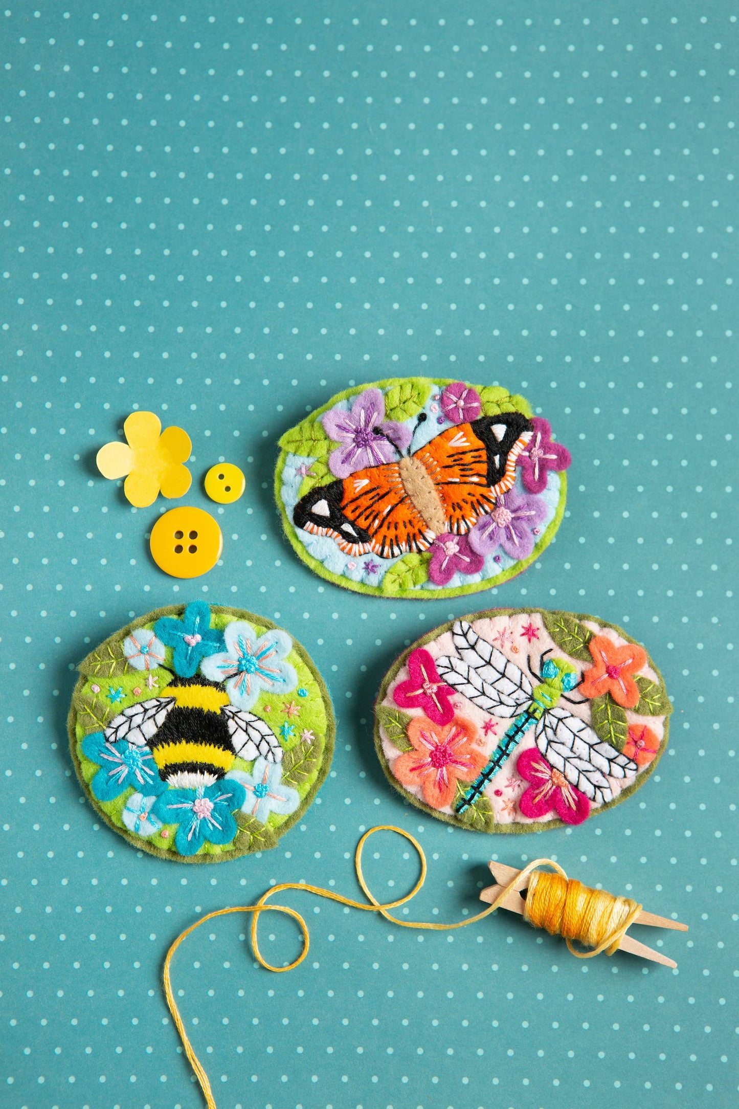 Bumblebee Brooch Felt Craft Kit