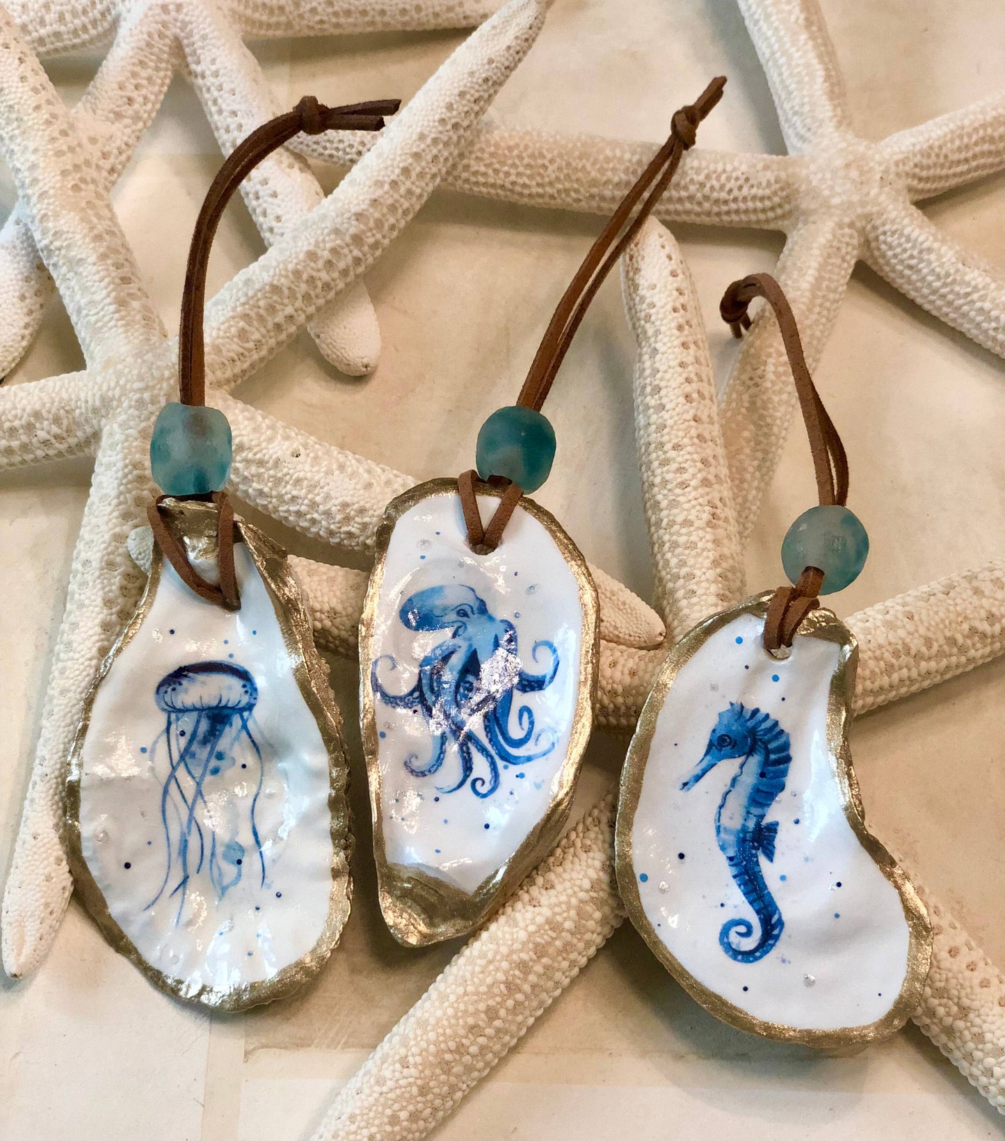 Coastal Oyster Sea Animal Ornament/ Blue : Seahorse