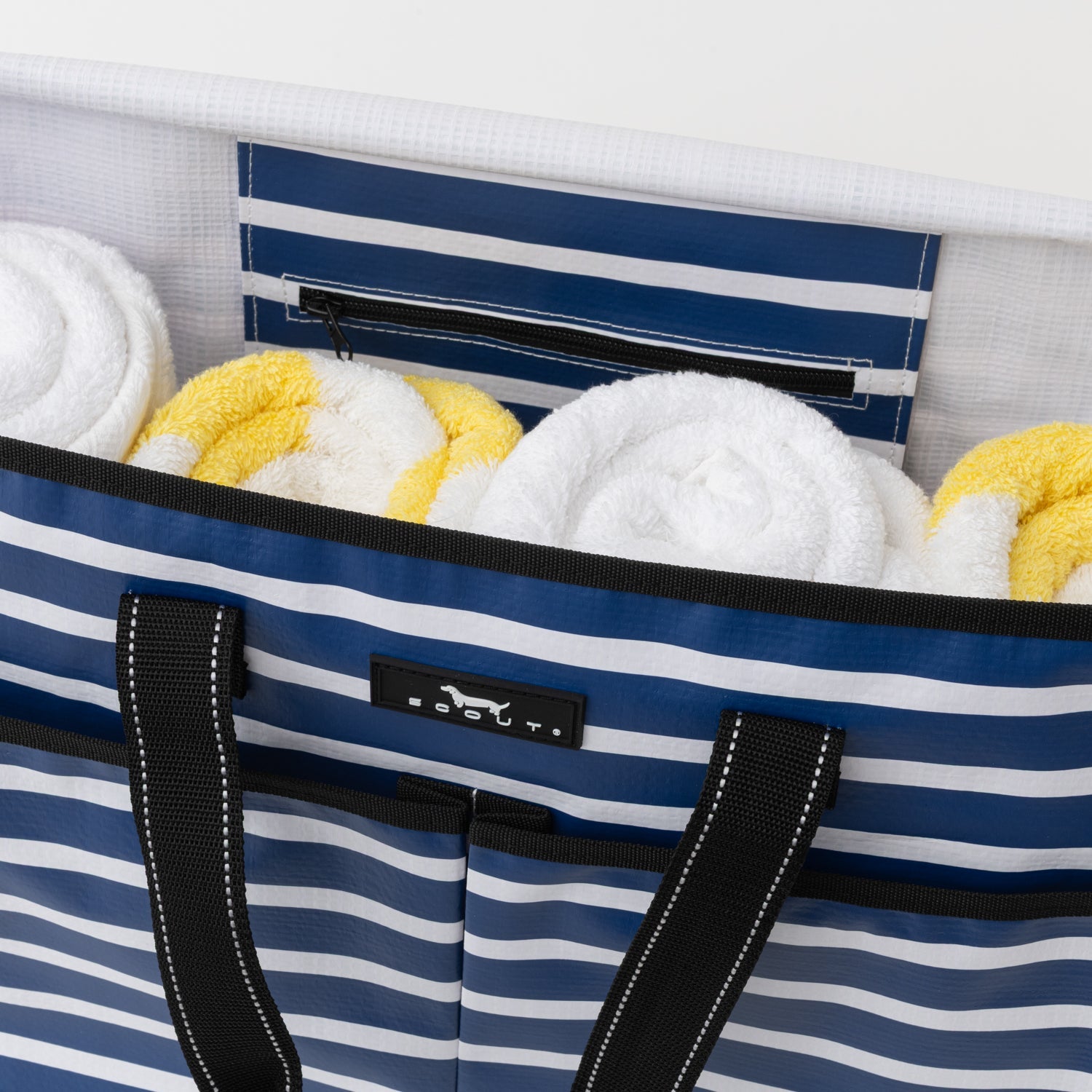 Ben Pocket Tote detail