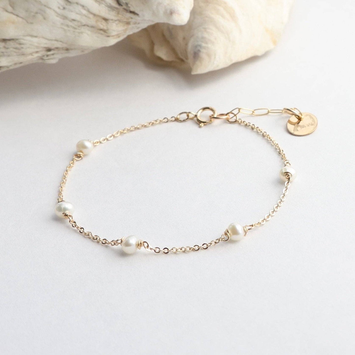 Surfer Five Dainty Pearl Bracelet